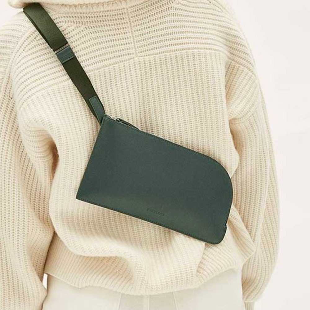 NWOT Everlane Italian Leather Sling in Hunter Green
